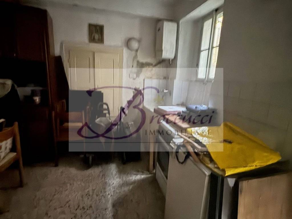 Casa indipendente a Cuasso al monte - Foto 3