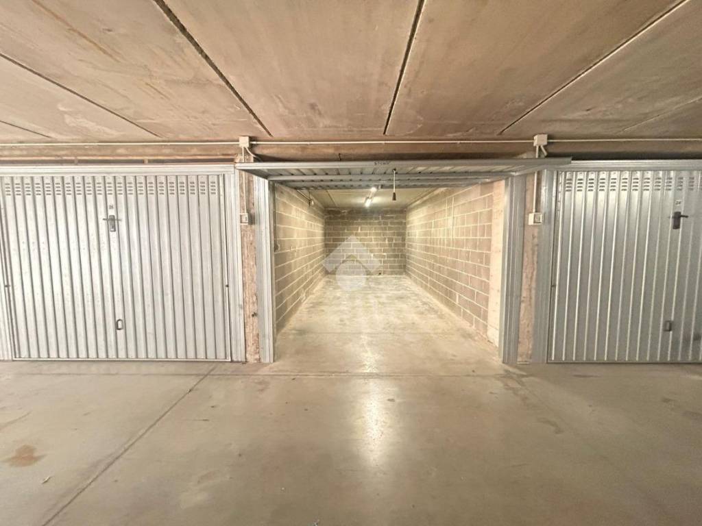 Box / garage a La spezia in Stradone D'Oria, 98 - Foto 4