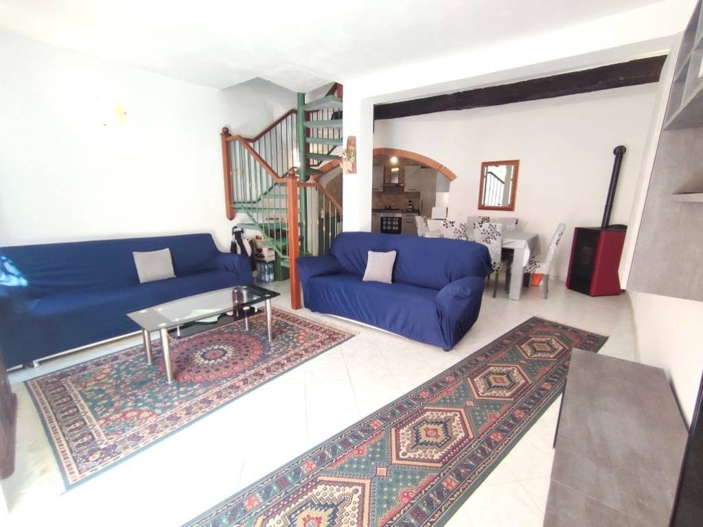 Casa indipendente a Bosa in Via Montenegro, 57 - Foto 3