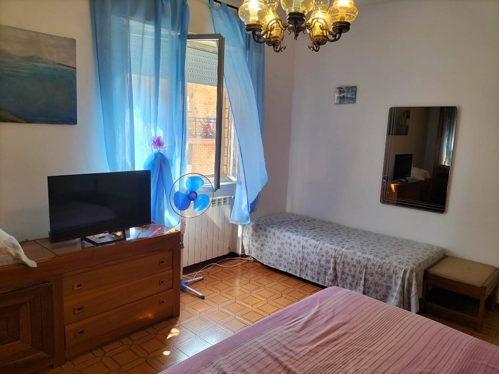 Appartamento a Orbetello in Via Antonio De Witt - Foto 3