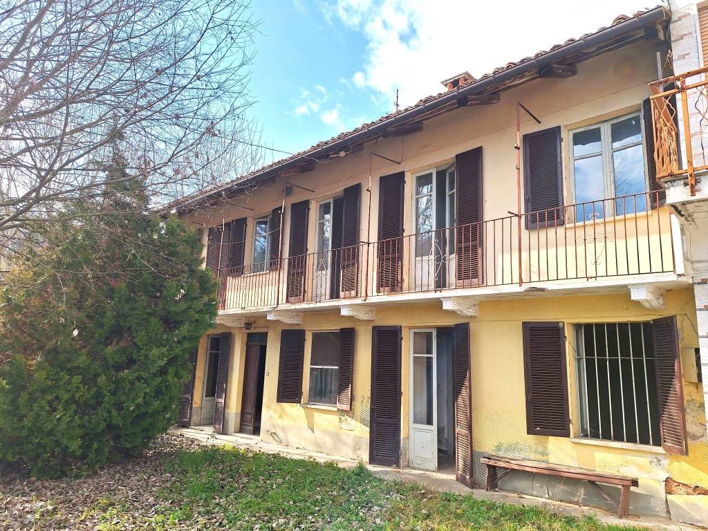 Villa a Monticello d'alba in Via Alba, 14 - Foto 2