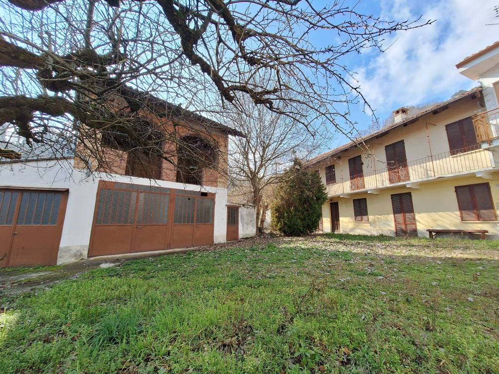 Villa a Monticello d'alba in Via Alba, 14 - Foto 3