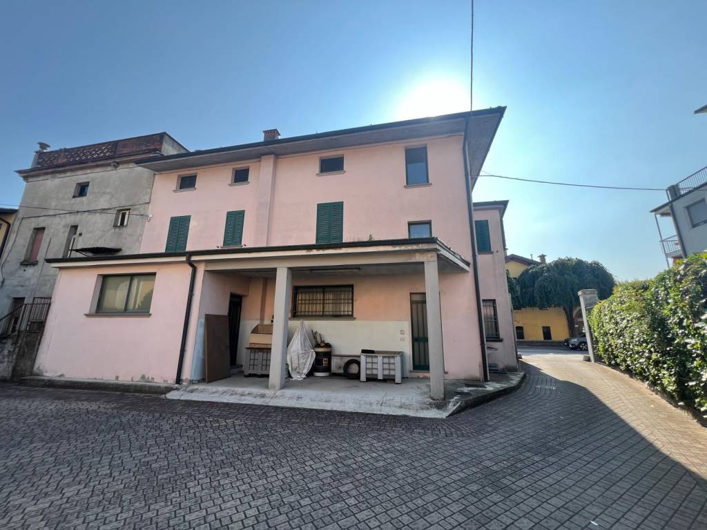 Palazzo / stabile a Leno in Via Badia, 79 - Foto 3