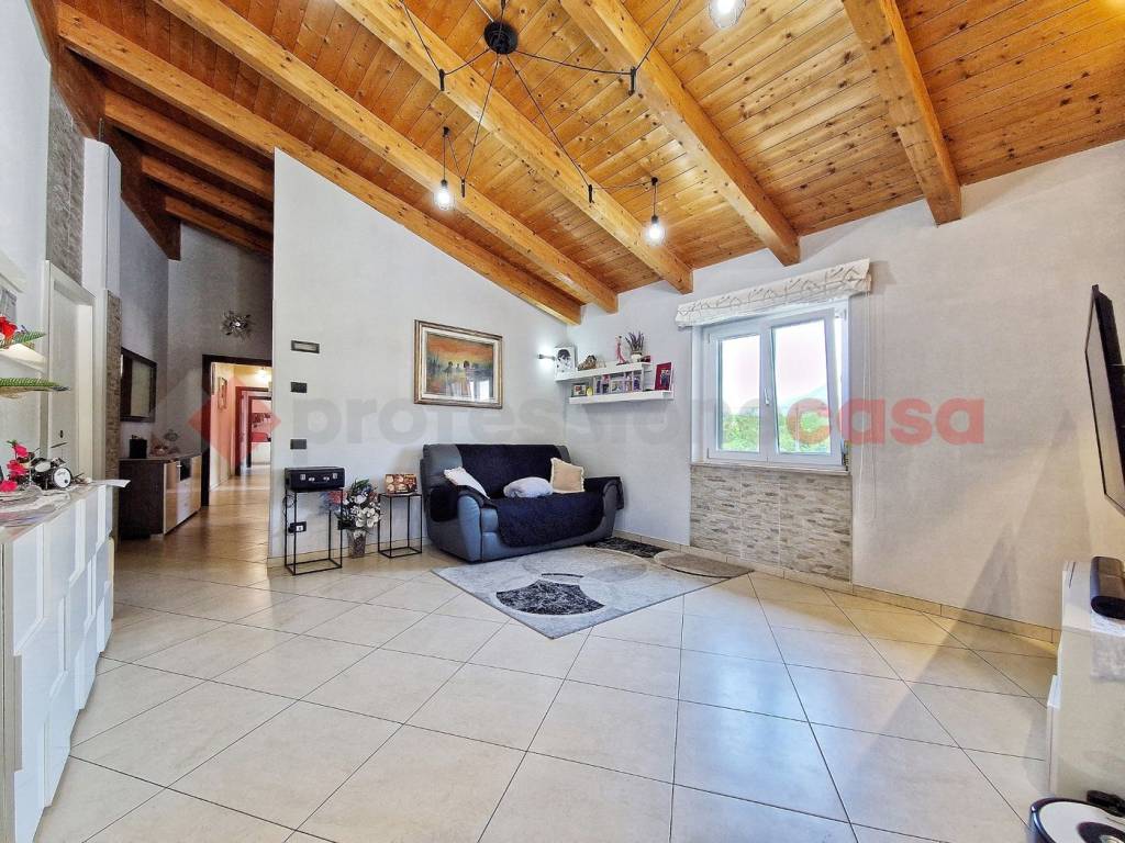 Appartamento a L'aquila in Via Ponte Rasarolo, SNC - Foto 4