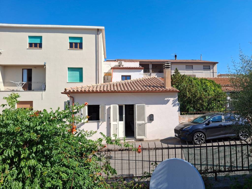 Appartamento a Arzachena in Via Eleonora d'Arborea, 57 - Foto 3