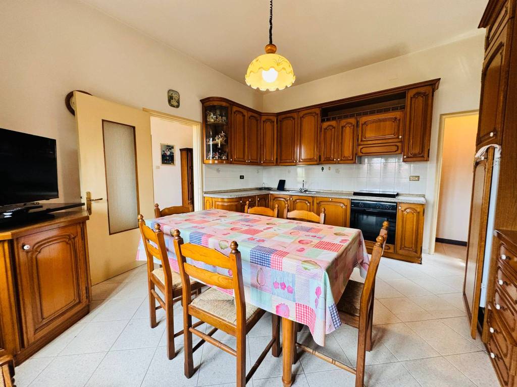 Villa a Badia polesine in Via Bovazecchino - Foto 4