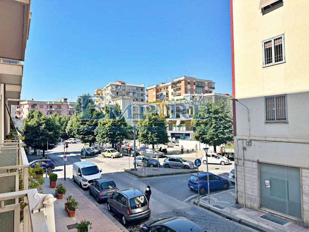 Appartamento a Aversa in Piazza Francesco Crispi, 26 - Foto 4
