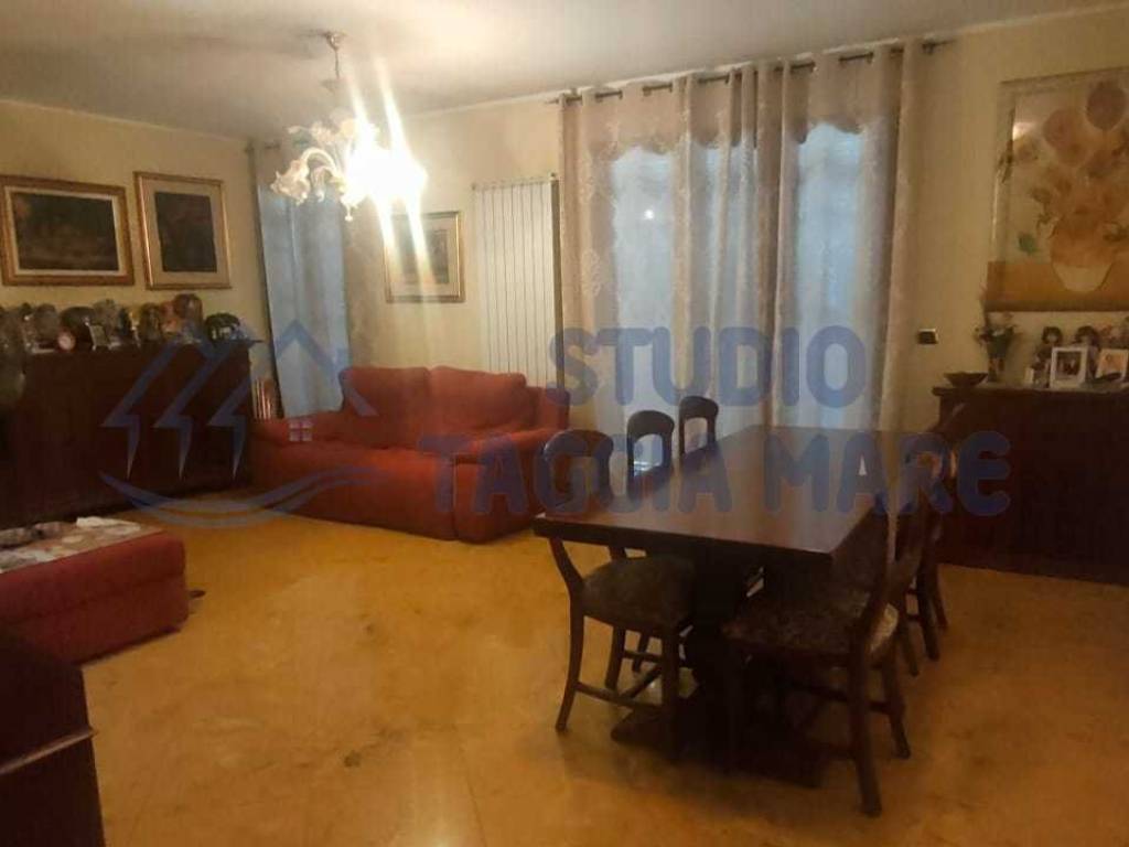 Villa a Camporosso in Corso della Repubblica - Foto 2