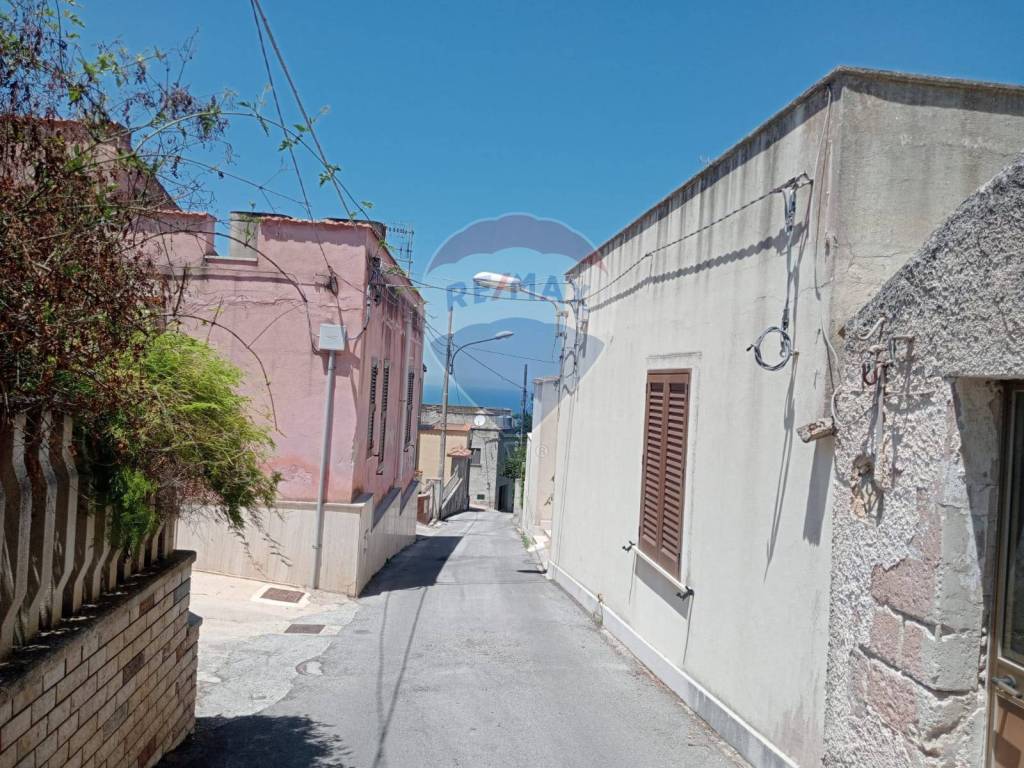 Casa indipendente a Valderice in VIA VIRGILIO, 10 - Foto 3