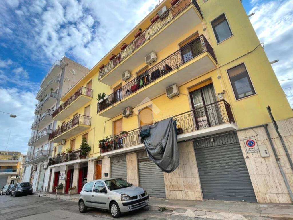 Appartamento a Canosa di puglia in Via Sandro Pertini, 13 - Foto 2