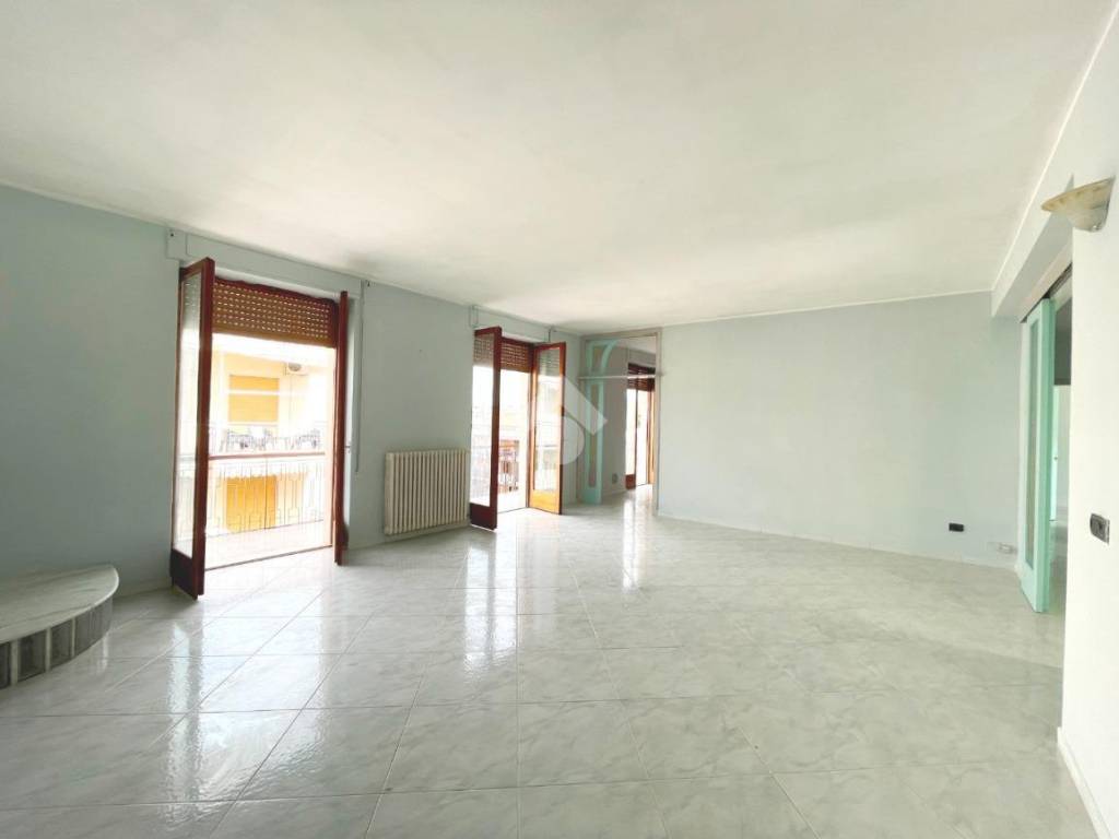 Appartamento a Canosa di puglia in Via Sandro Pertini, 13 - Foto 5