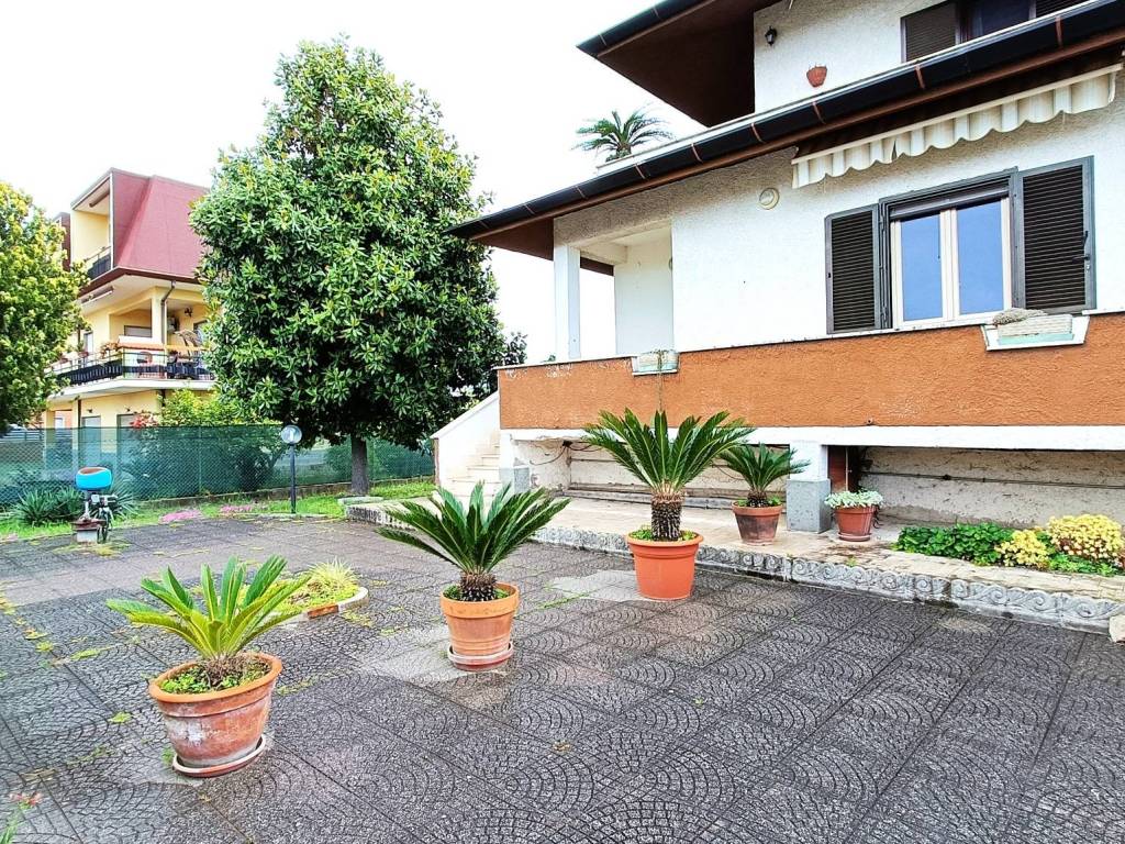 Appartamento a Cisterna di latina in Via Wolfgang Amadeus Mozart, 5 - Foto 3