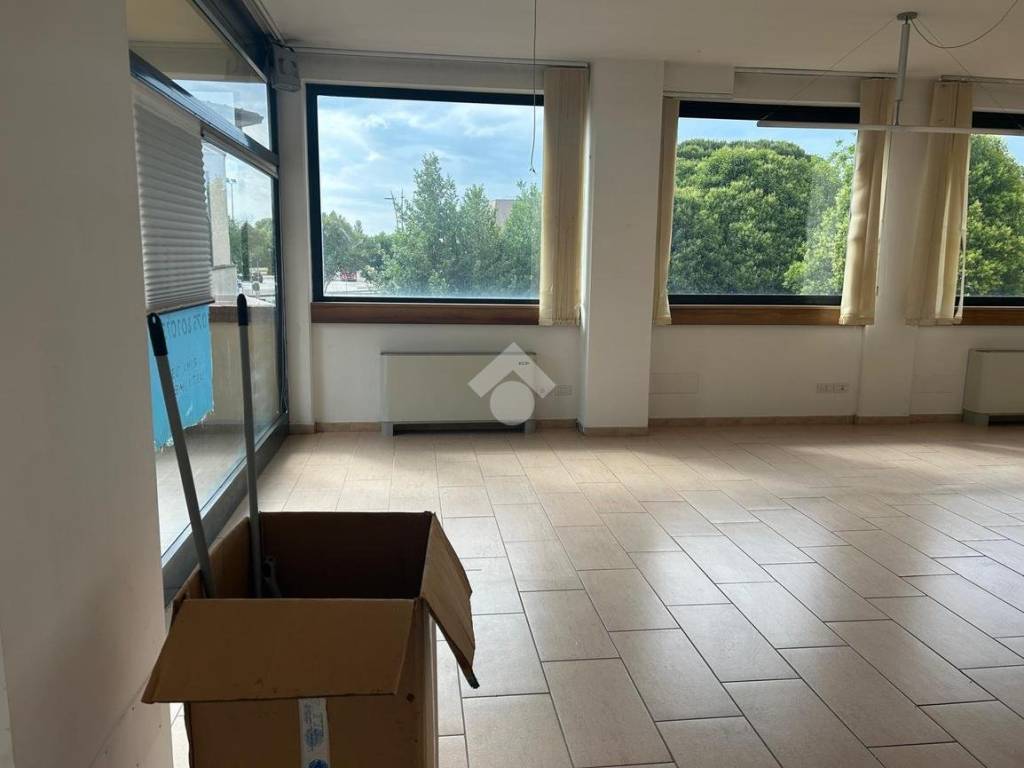 Box / garage a Bastia umbra in Via Via Torgianese - Foto 4