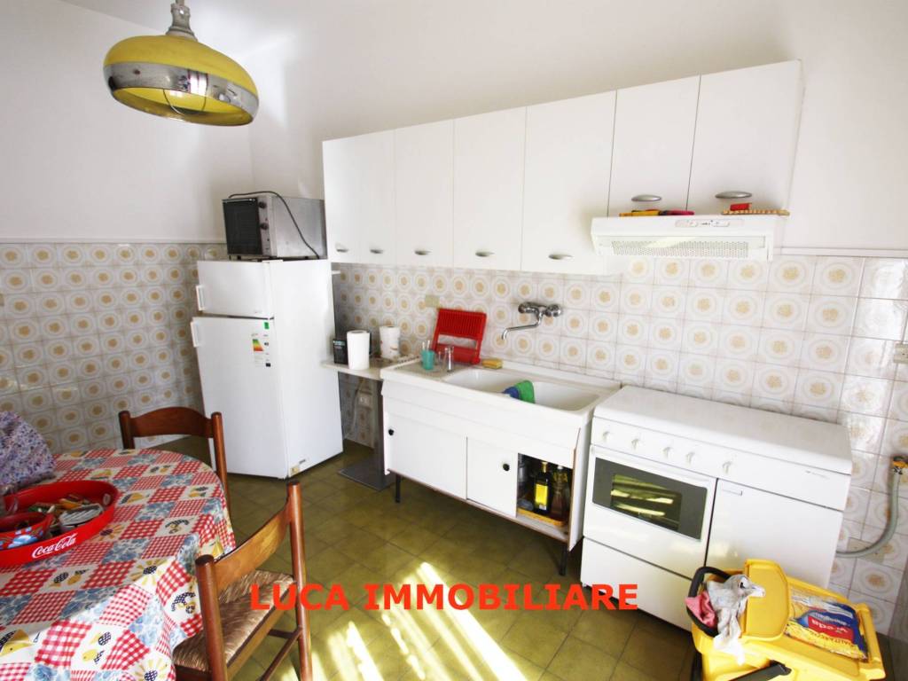 Appartamento a Buggiano in Via Gilberto Giovannini, 11 - Foto 4