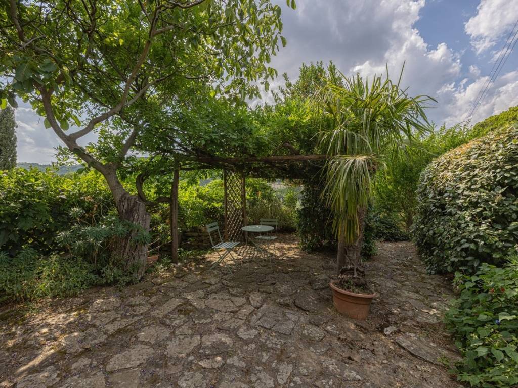 Rustico / casale a Cortona in Case Sparse Valecchie-Montanare - Foto 3