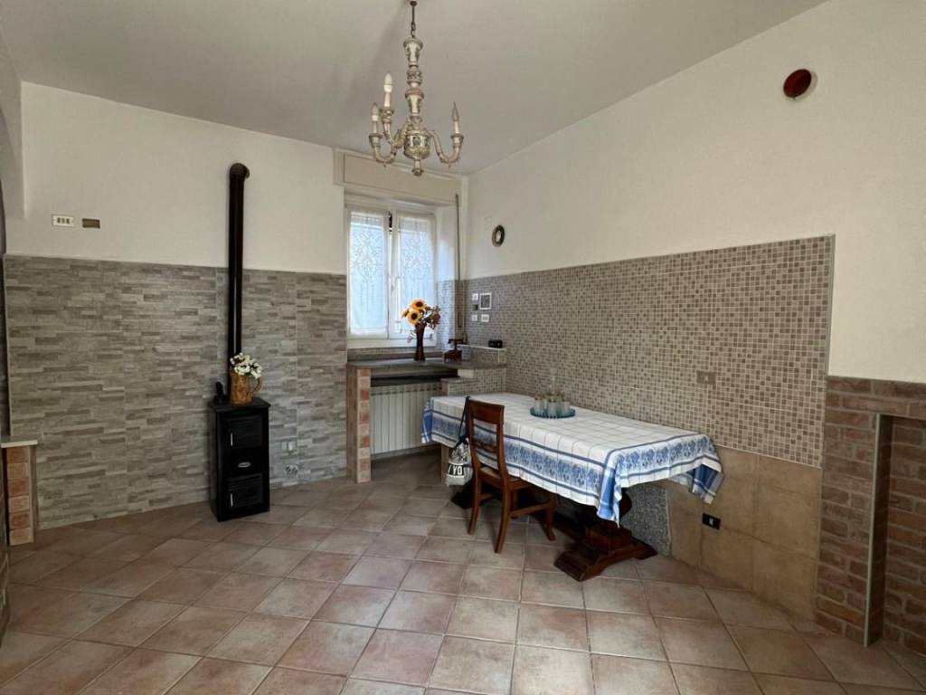 Appartamento a Sumirago in Via della Concordia - Foto 3