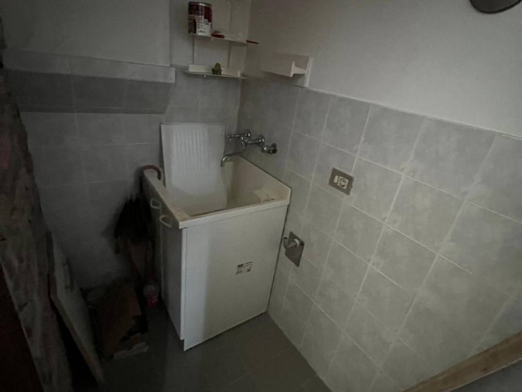 Appartamento a Sumirago in Via della Concordia - Foto 5