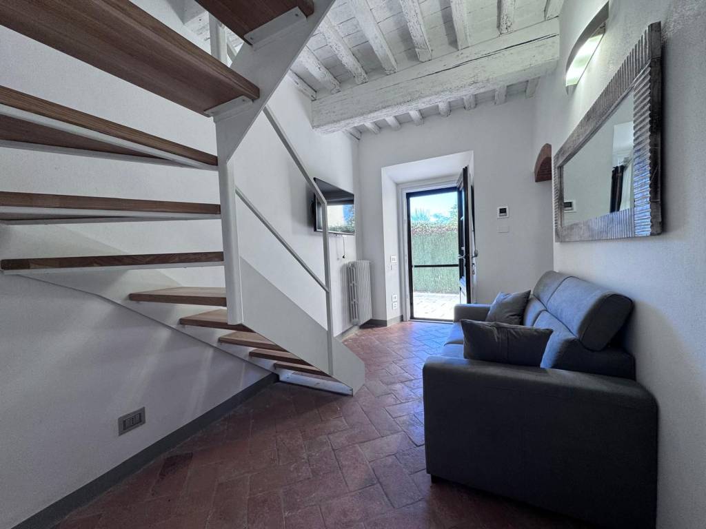 Casa indipendente a Prato in Via di Gonfienti - Foto 2
