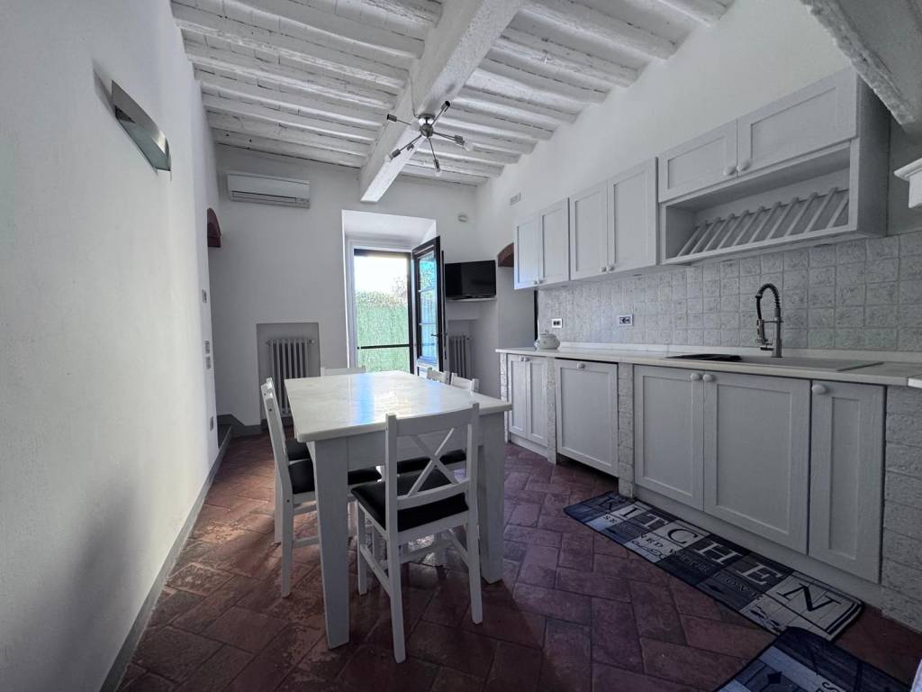 Casa indipendente a Prato in Via di Gonfienti - Foto 4