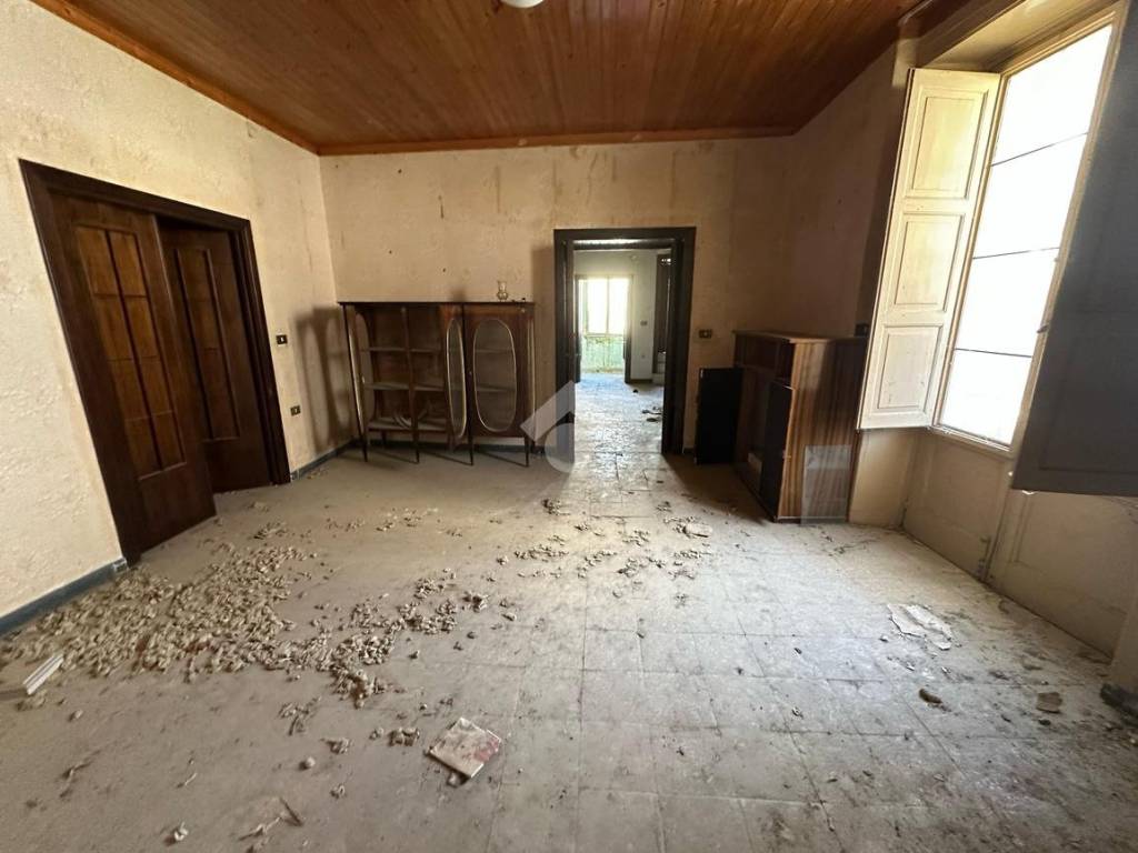 Casa indipendente a Montesarchio in Via Roma, 56 - Foto 2