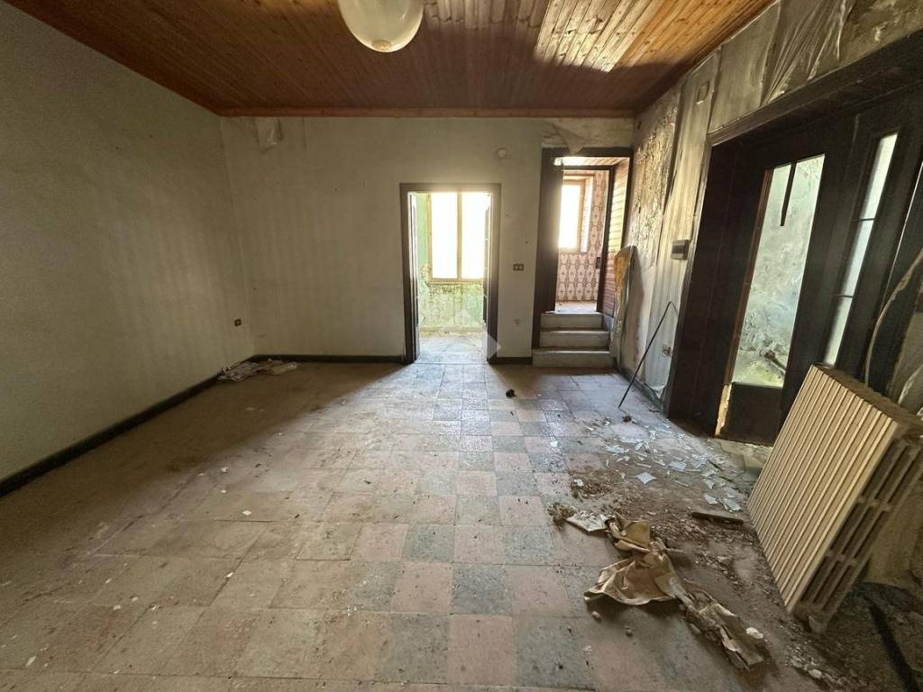Casa indipendente a Montesarchio in Via Roma, 56 - Foto 4
