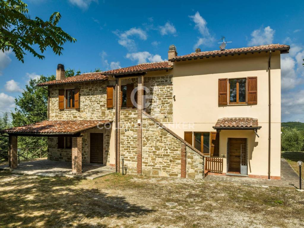 Rustico / casale a Gubbio in Loc. Pisciano - Foto 2