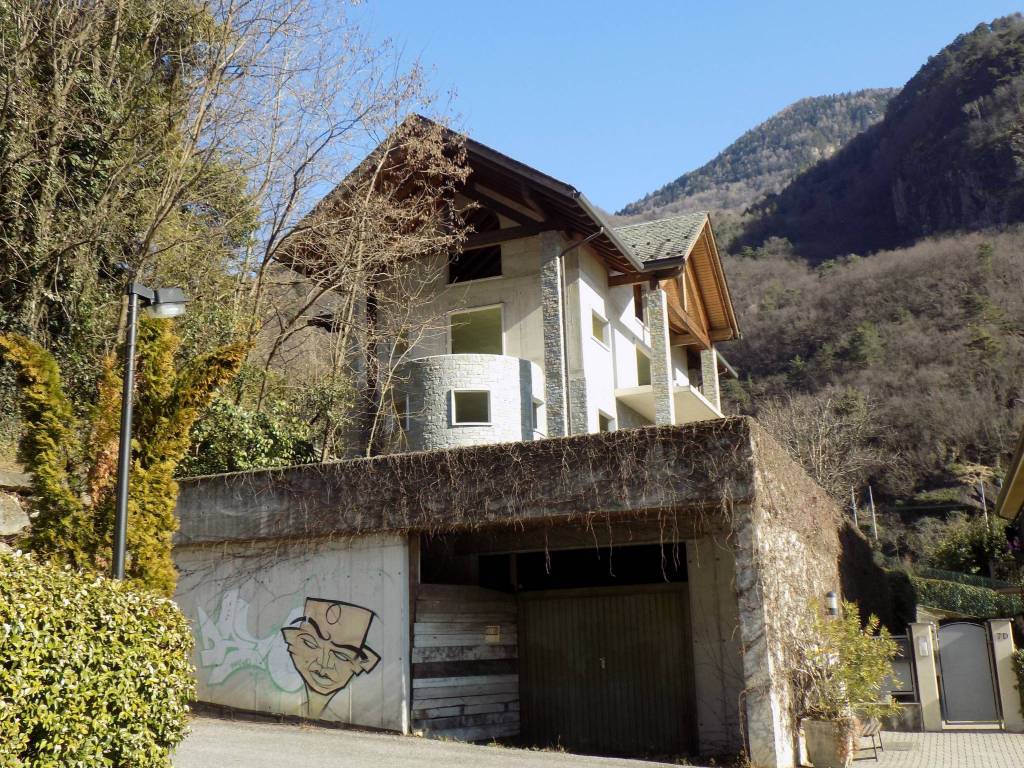 Villa a Chiavenna in Via Tanno, 104 - Foto 2