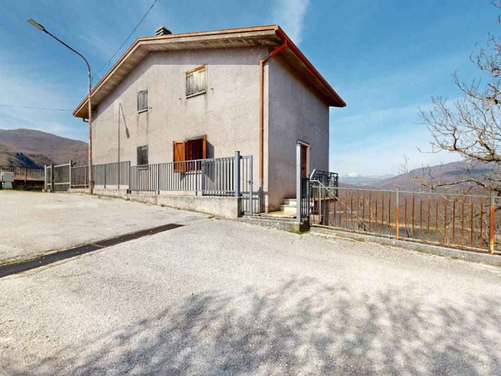 Villa a Varco sabino - Foto 2