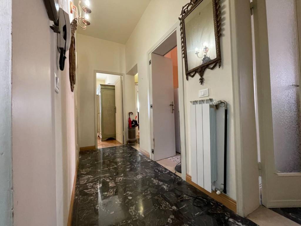 Appartamento a Lucca in Via Mario Romagnoli, , 12 - Foto 2