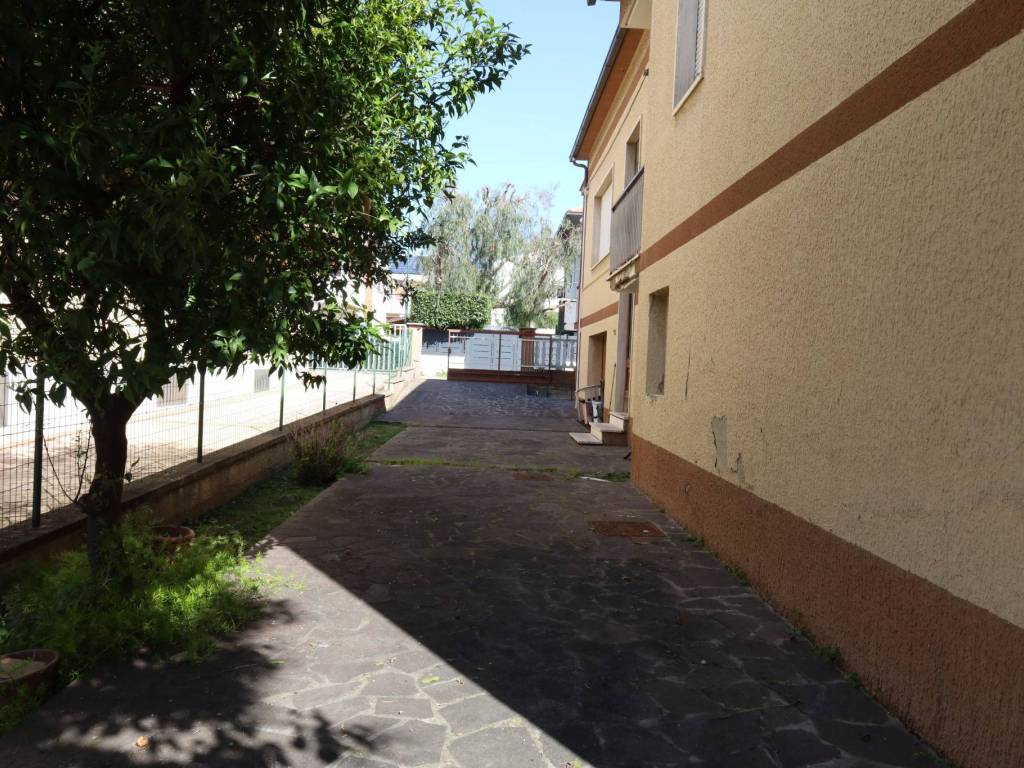 Villa a Roseto degli abruzzi in Via Alessandro Volta - Foto 2