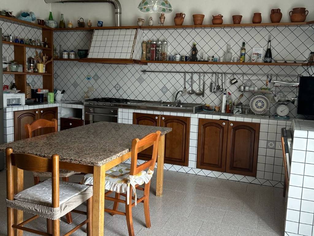 Appartamento a Gaeta in Via del Piano - Foto 3