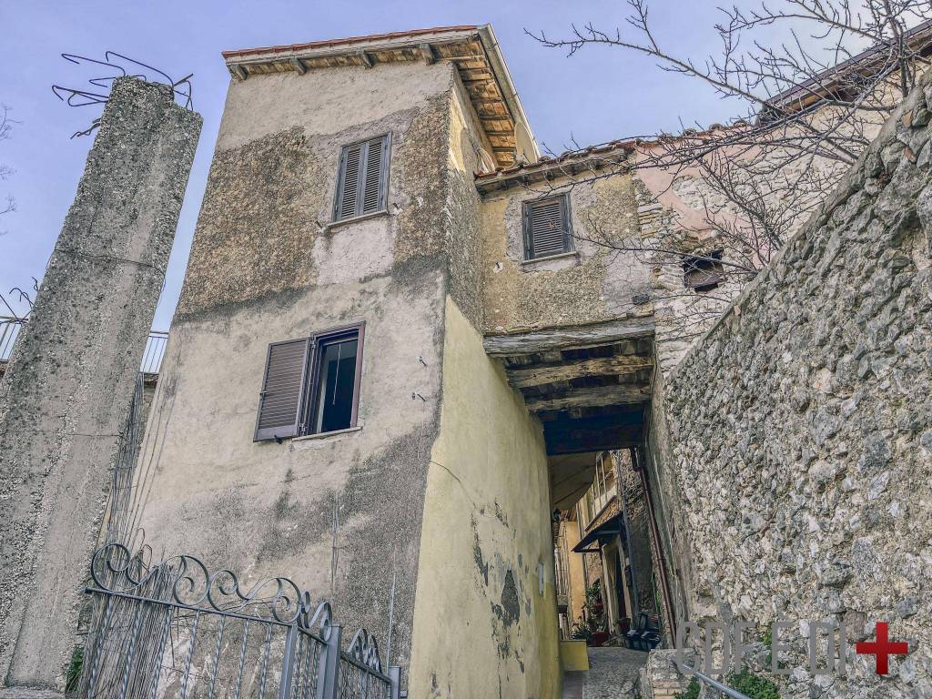 Appartamento a Toffia in Via del Collitrone - Foto 4