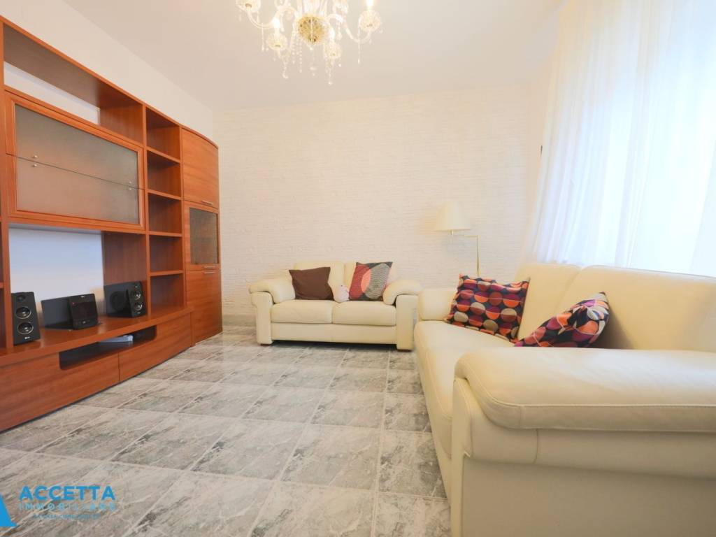 Appartamento a Taranto in Via Rose, 17 - Foto 3