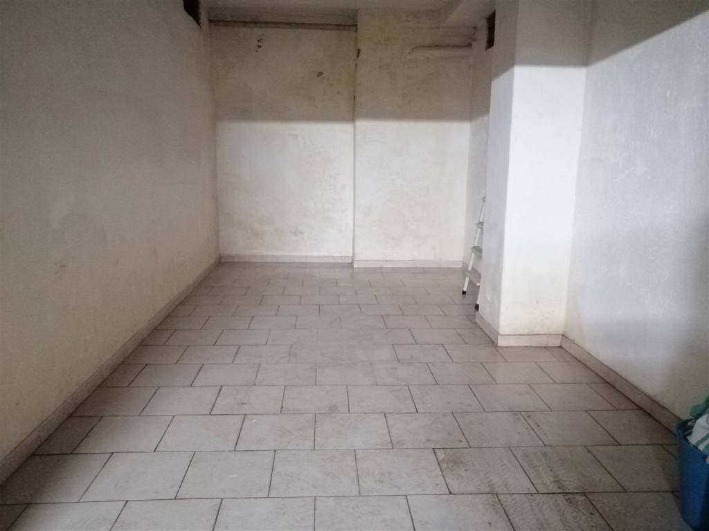 Box / garage a Avellino in via alberigo crescitelli - Foto 5