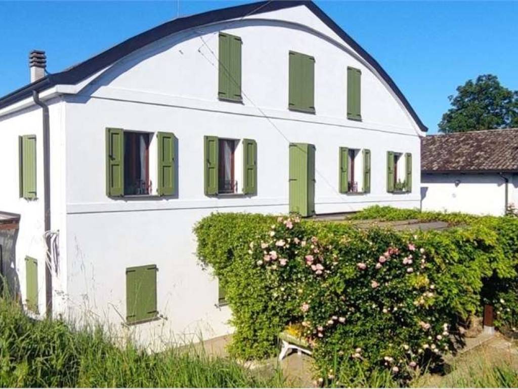 Villa a Reggio emilia in Via Camillo Affarosi - Foto 2