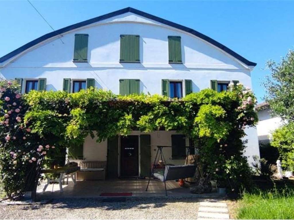 Villa a Reggio emilia in Via Camillo Affarosi - Foto 4