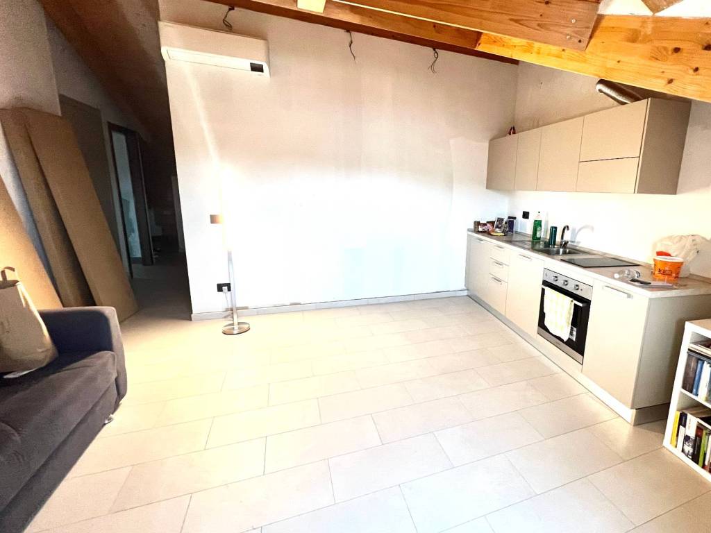 Appartamento a Monticello d'alba in Via Stazione, 9 - Foto 2