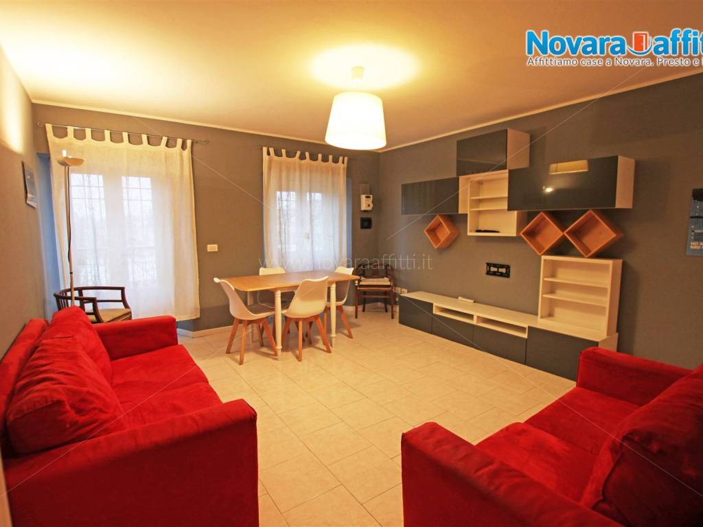 Appartamento a Novara in Piazza Giuseppe Garibaldi - Foto 2