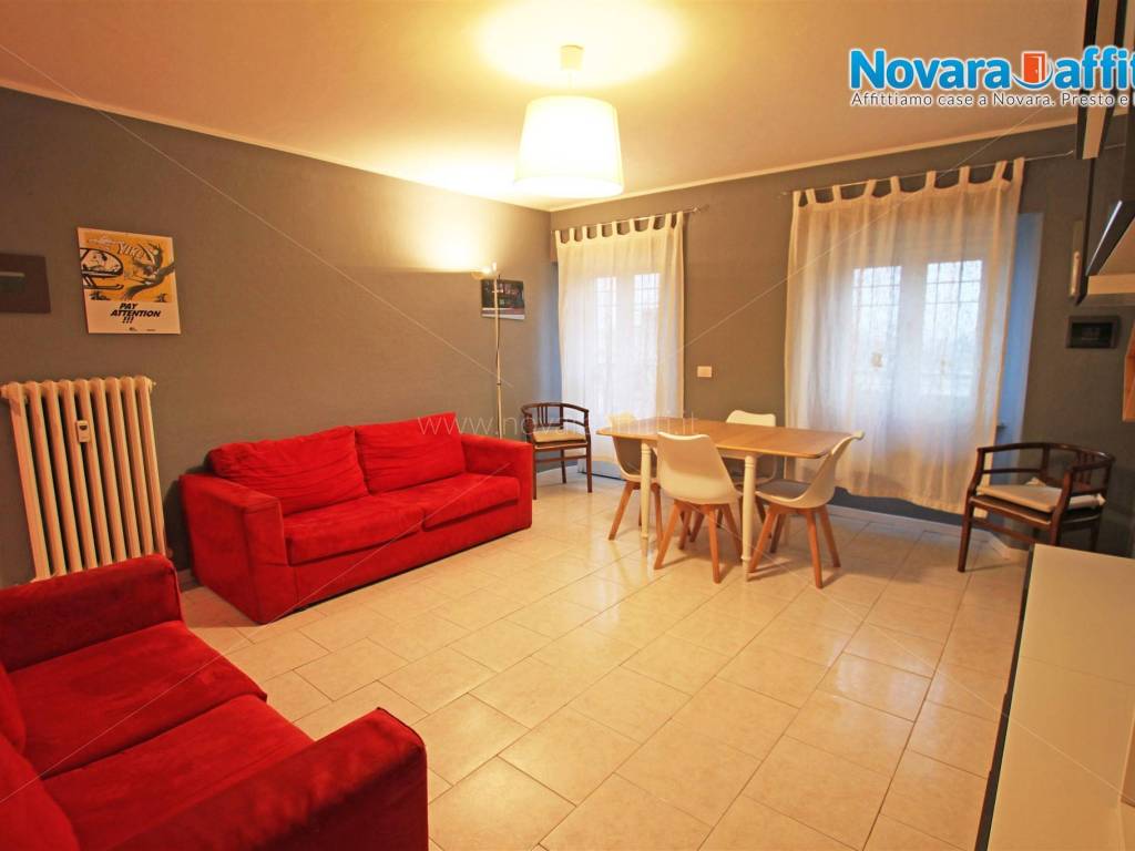 Appartamento a Novara in Piazza Giuseppe Garibaldi - Foto 3