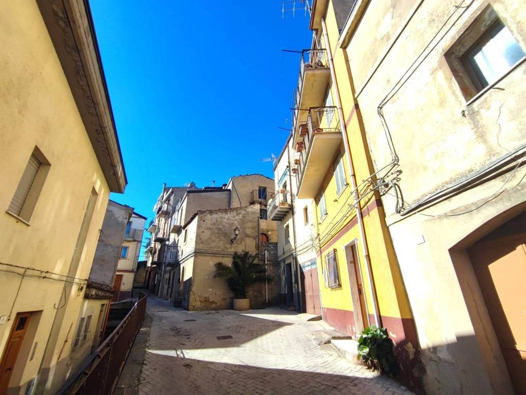 Casa indipendente a Troina in Via Raimondo, 19 - Foto 4