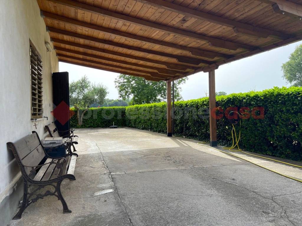 Villa a Montesarchio in via Capitorre, snc - Foto 4
