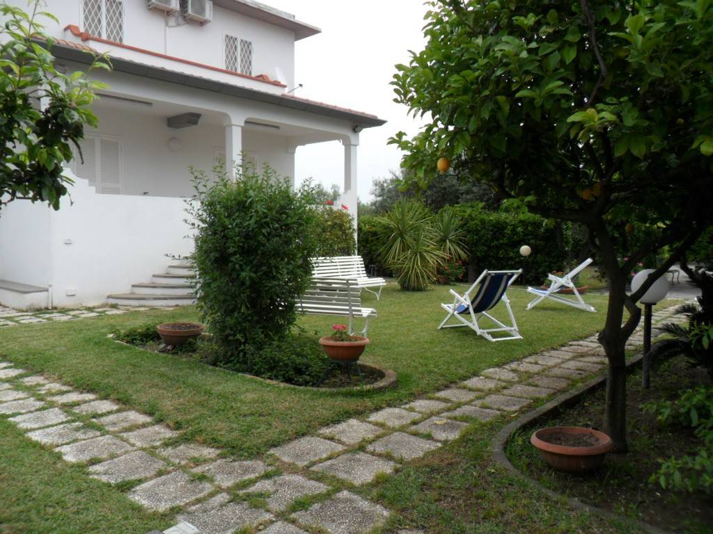 Villa a San felice circeo in Via Iliade - Foto 3