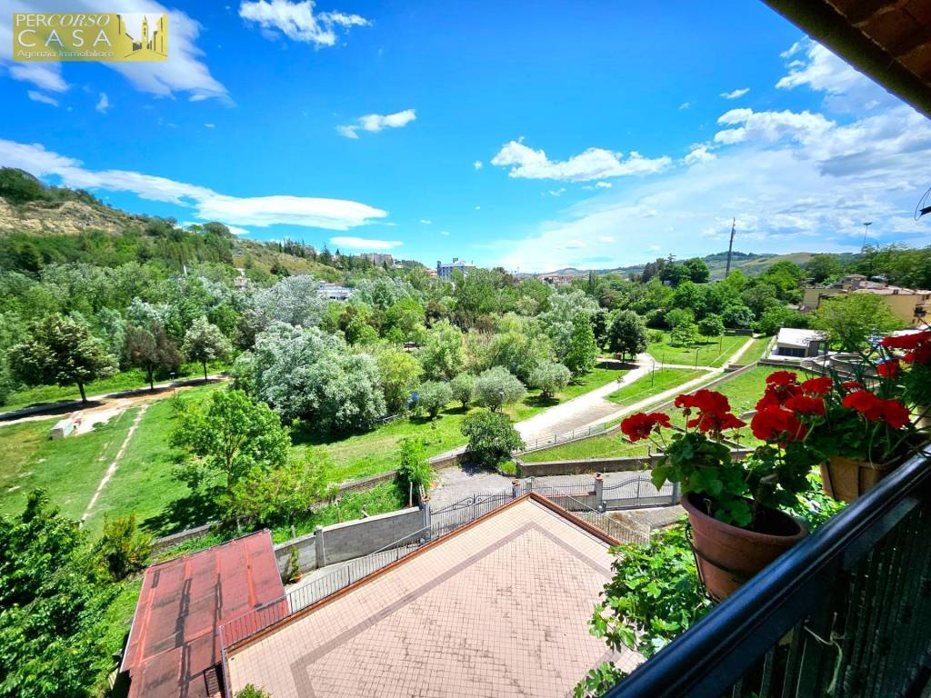 Villa a Teramo in CIRCONVALLAZIONE RAGUSA - Foto 5