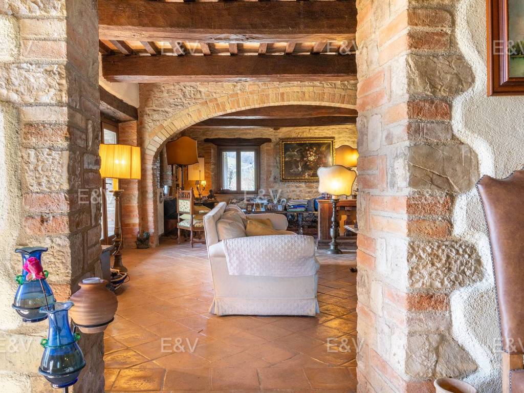 Rustico / casale a Todi in Voc. Canonica Vecchia - Foto 3