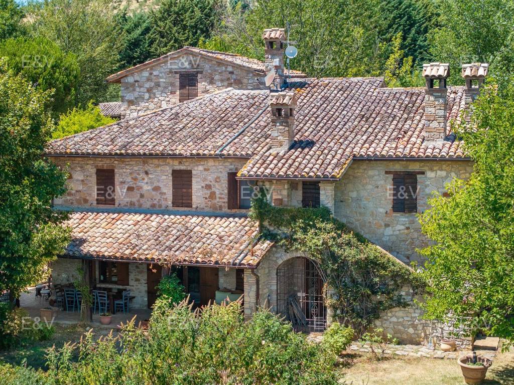 Rustico / casale a Todi in Voc. Canonica Vecchia - Foto 4