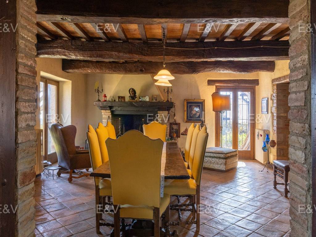 Rustico / casale a Todi in Voc. Canonica Vecchia - Foto 5
