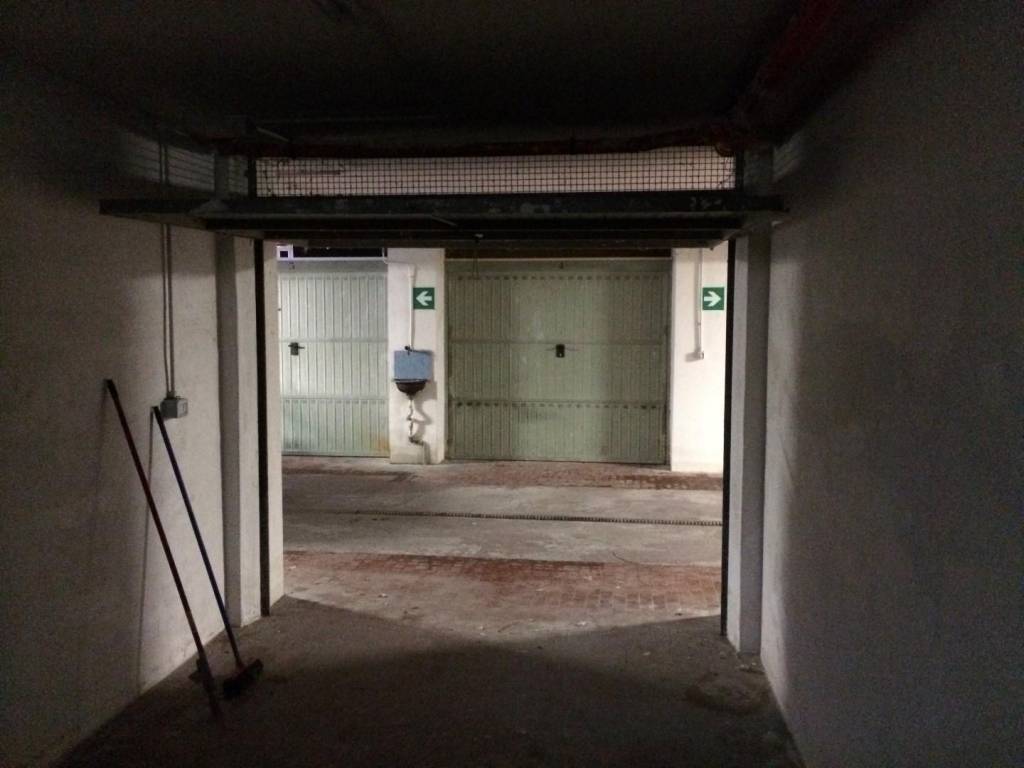 Box / garage a Pisa in via carnelutti, 2 - Foto 2