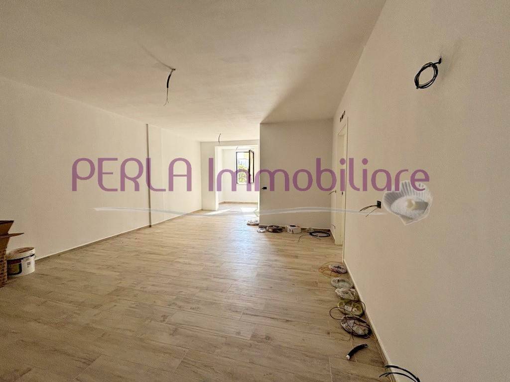 Appartamento a Follonica in Via Bicocchi 99/A - Foto 2