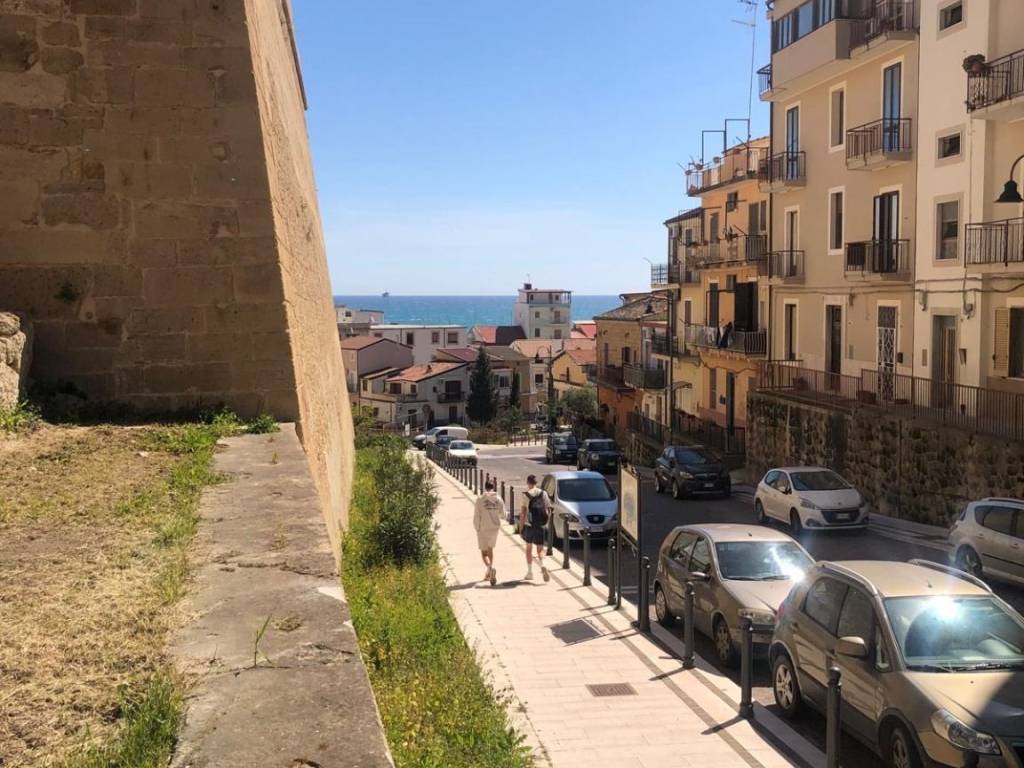 Appartamento a Crotone in Discesa Castello, 81 - Foto 2