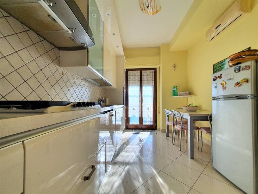 Appartamento a Catanzaro in Via Amerigo Vespucci - Foto 5